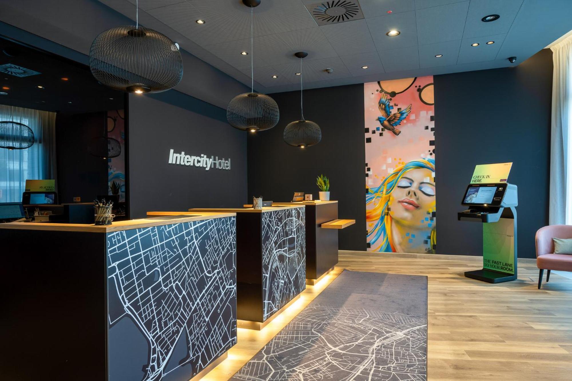 Intercityhotel Heidelberg Exterior foto