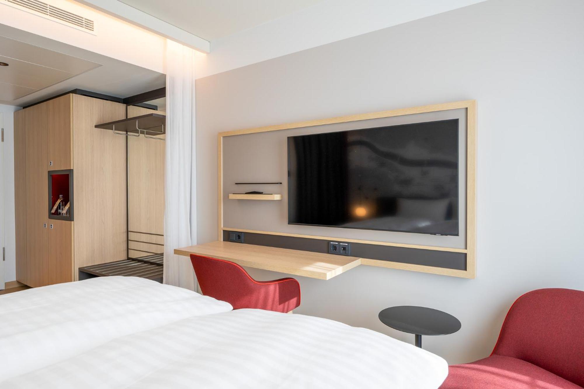 Intercityhotel Heidelberg Exterior foto